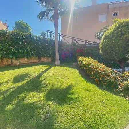 Dona Julia Golf - Penthouse شقة كاساريس